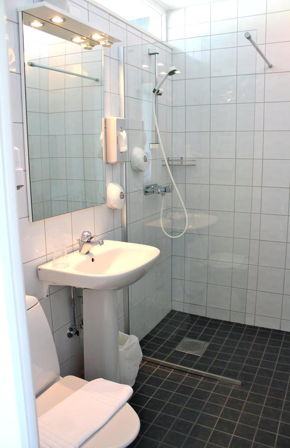 Vaetterleden Hotell & Restaurang Granna Room photo